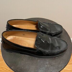 Vintage Tod's patent loafer EU36